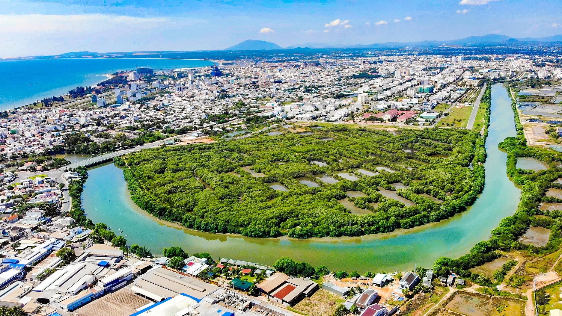 Để Lâm Đồng biển xanh có thêm tour trải nghiệm sông nước