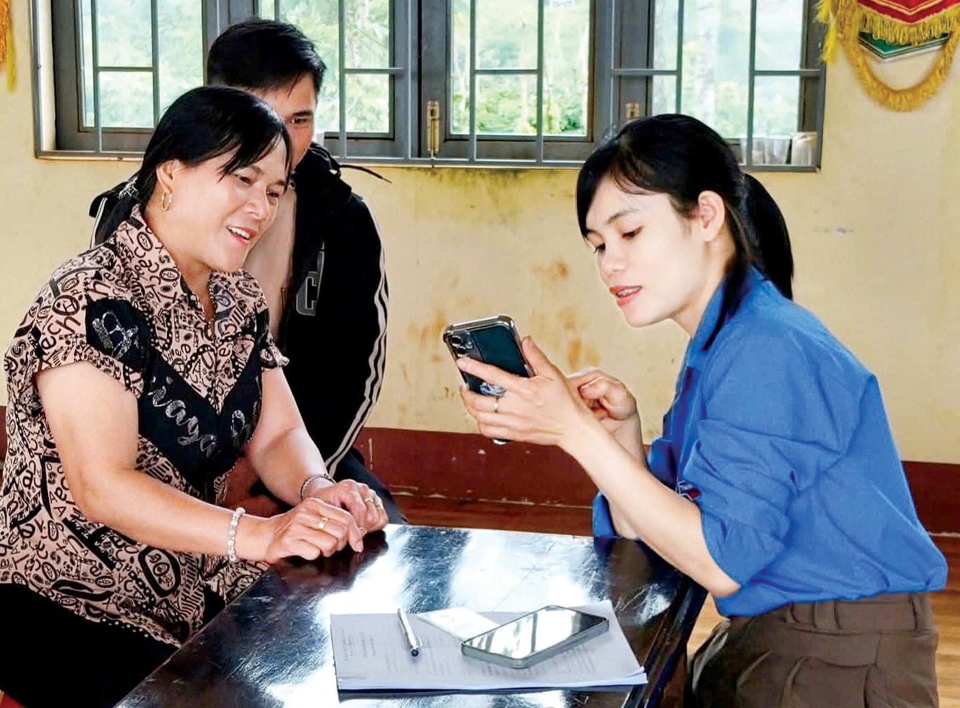 Ðẩy mạnh phát triển khoa học, công nghệ, đổi mới sáng tạo và chuyển đổi số