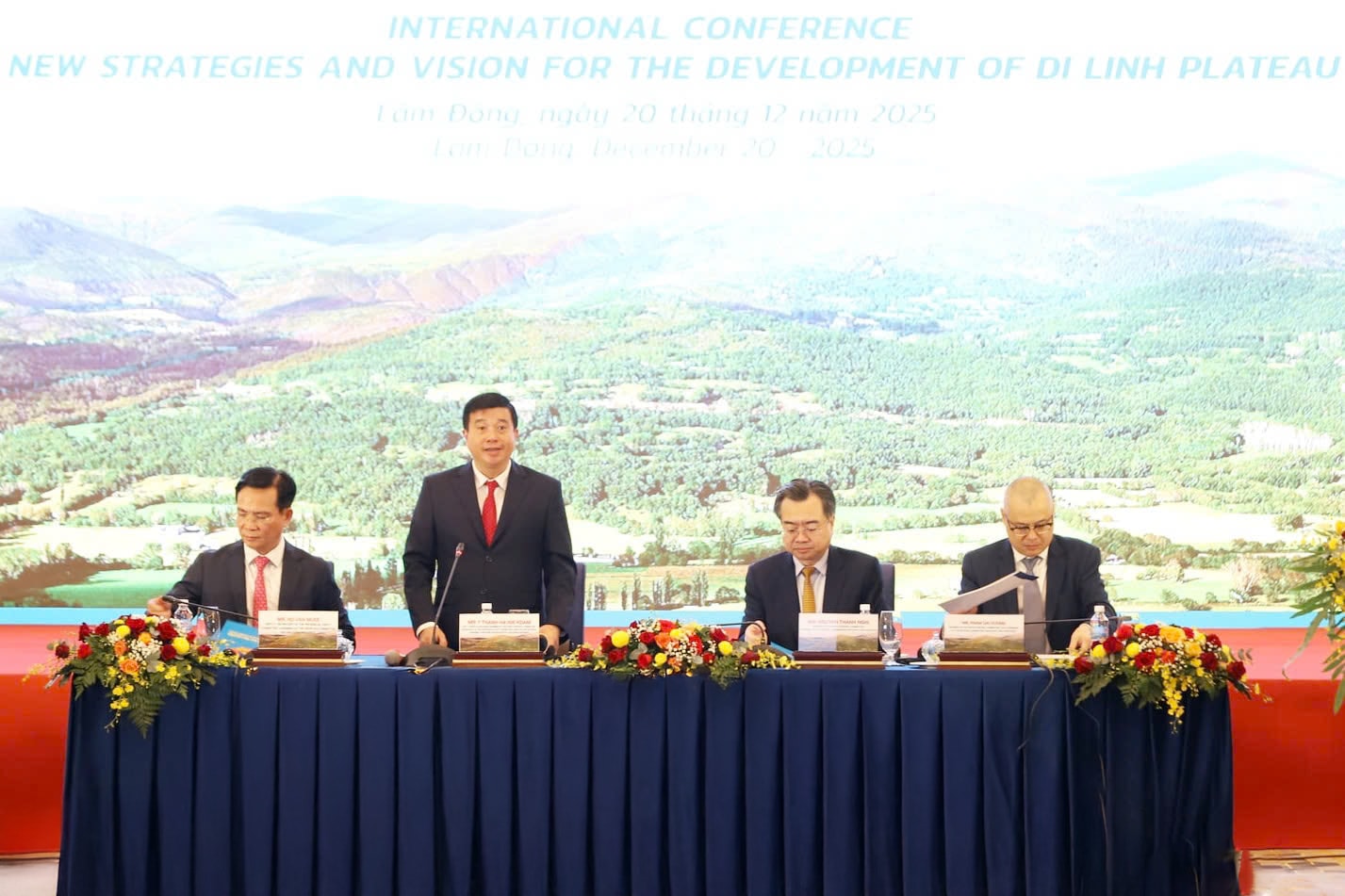 Khai mạc Hội thảo quốc tế Chiến lược và tầm nhìn mới cho phát triển Cao nguyên Di Linh