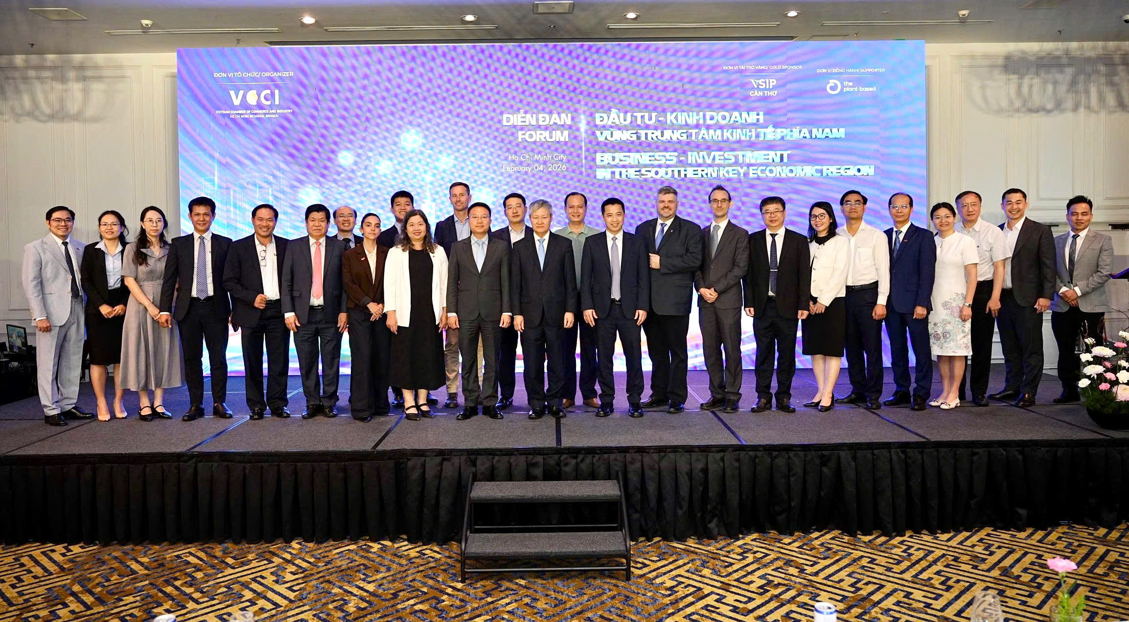 Liên đoàn Thương mại và Công nghiệp Việt Nam - chi nhánh TP. HCM (VCCI-HCM) tổ chức Diễn đàn "Đầu tư - Kinh doanh vùng trung tâm kinh tế phía nam"