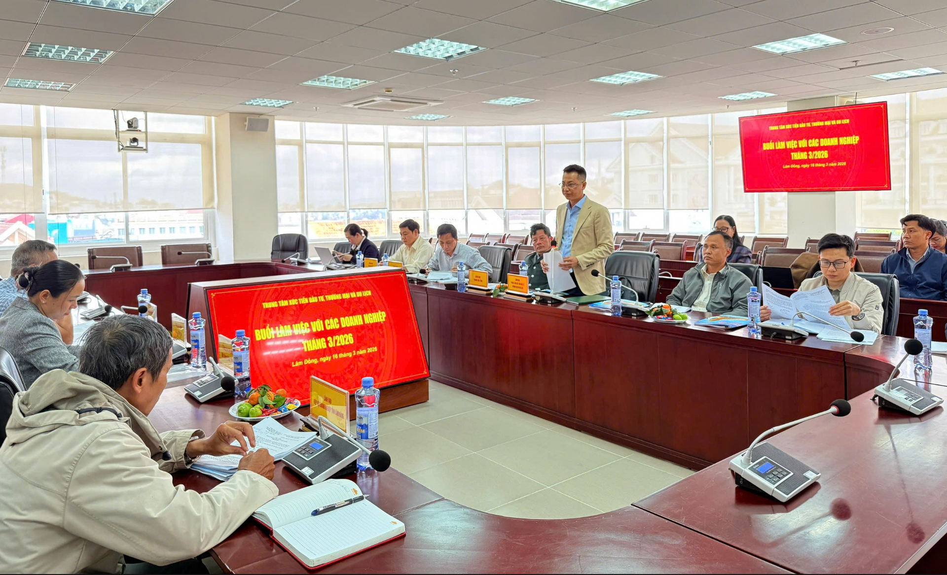 Trung tâm Xúc tiến Đầu tư Thương mại và Du lịch tỉnh làm việc, giải quyết khó khăn với doanh nghiệp