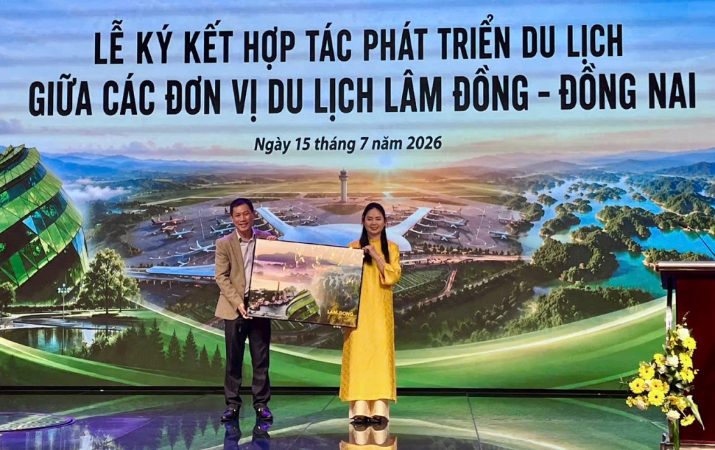 Doanh nghiệp du lịch Đồng Nai và Lâm Đồng ký kết hợp tác phát triển du lịch