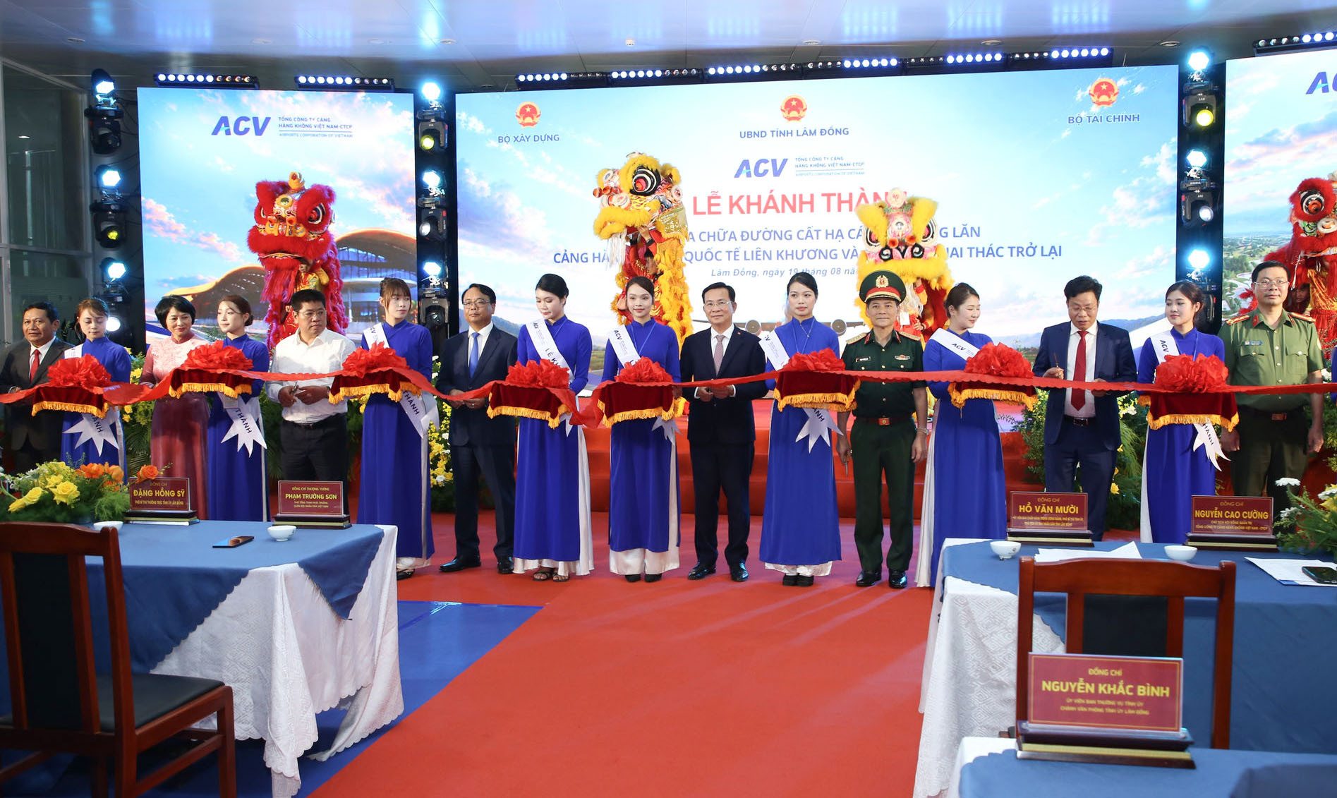 Lâm Đồng khánh thành dự án Sửa chữa đường cất hạ cánh, đường lăn sân bay Liên Khương